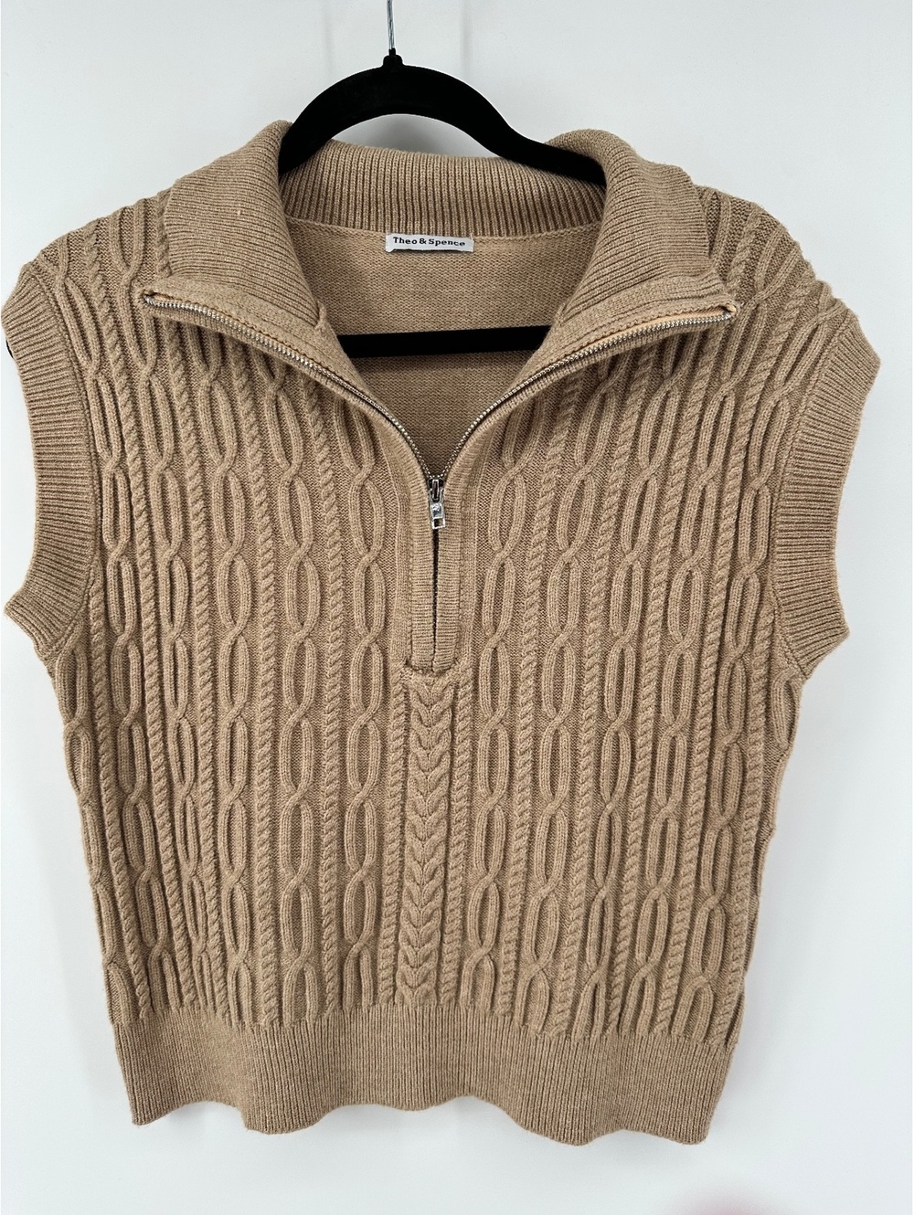 Theo & Spence Front-Zippered Sweater Vest – Size M